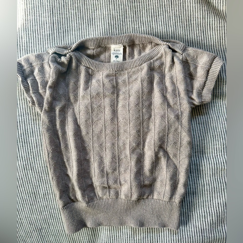 Kate Quinn Knit Sweater Short Sleeve Top